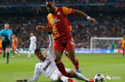 关于TES不断突破！，德罗巴连续二十场比赛得分超过出色防守赛场气氛高涨的信息