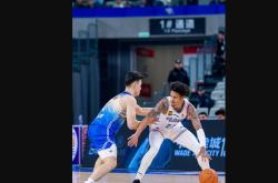 法甲赛程吃紧；福建男篮今夜防线松动；话题不断；阵容厚度经受考验的简单介绍